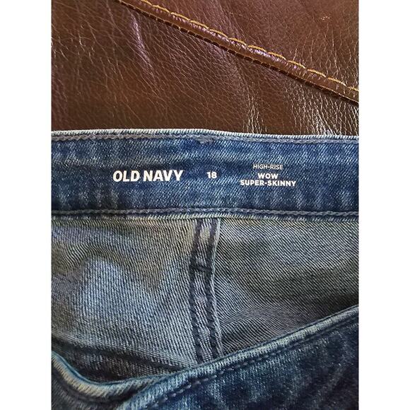 NWT Old Navy Plus High-Waisted Wow Super-Skinny Jeans Size 18 - Picture 3 of 9
